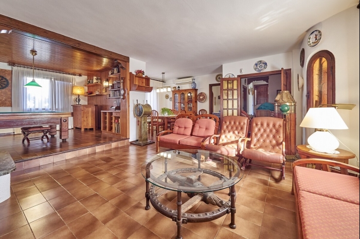 image R84 Villa con Piscina y pista de Tenis 46