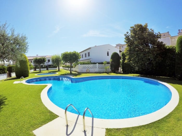 image R85 Casa Estany Playa 2
