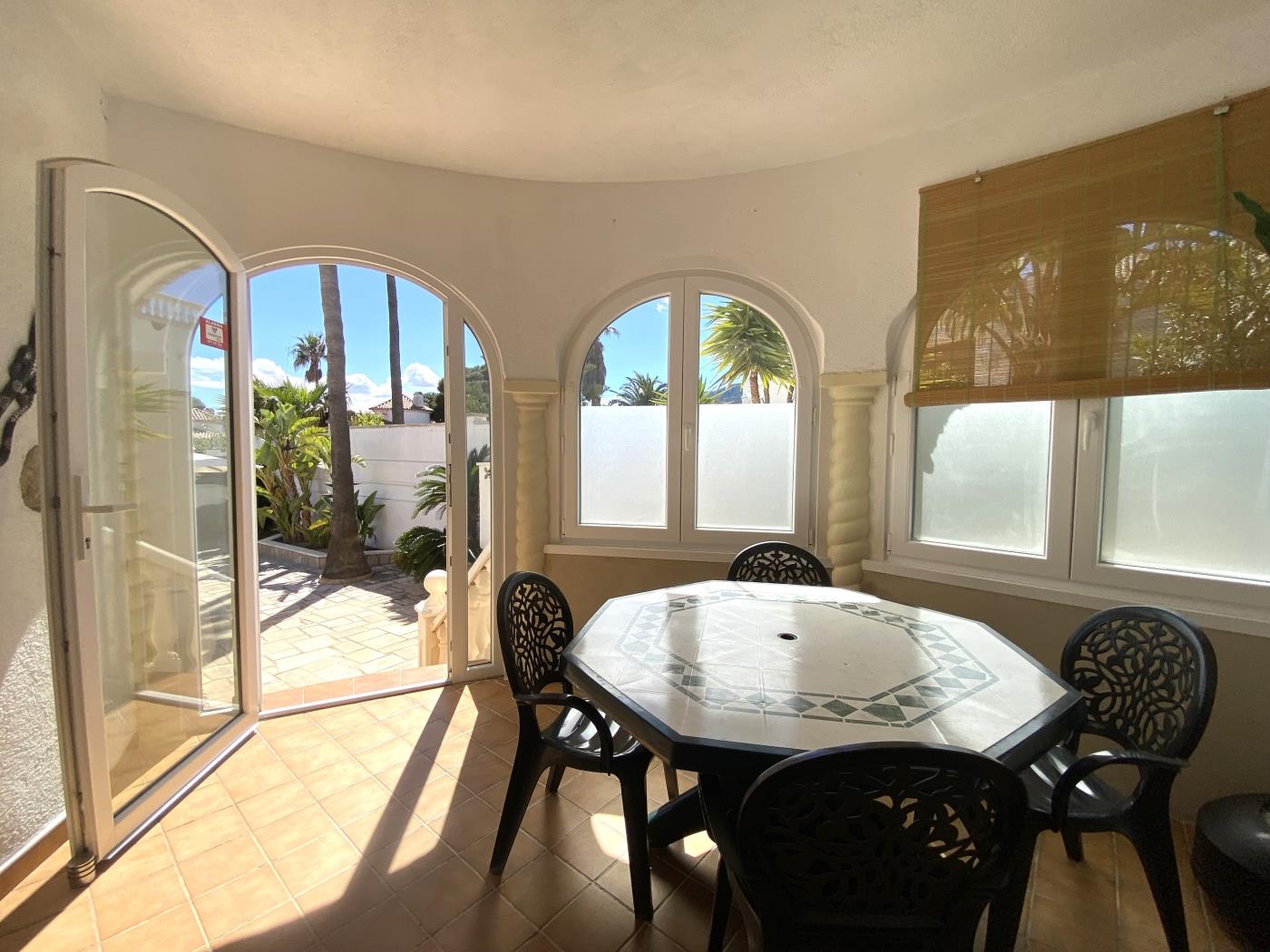 image TH45 Spacieuse villa avec piscine privée à 900 m de la plage 27