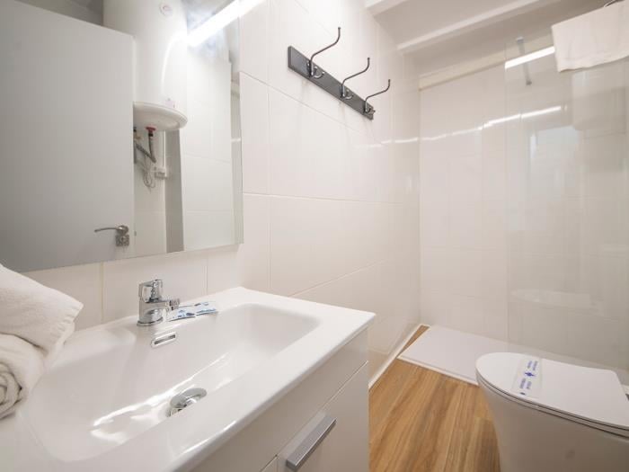 image TH25-2 Student Housing Near University and Amenities 7