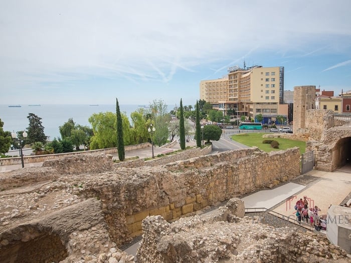 image th16 Apartamento · Tarragona · 3 dormitorios · 3 camas · 2 baños 46