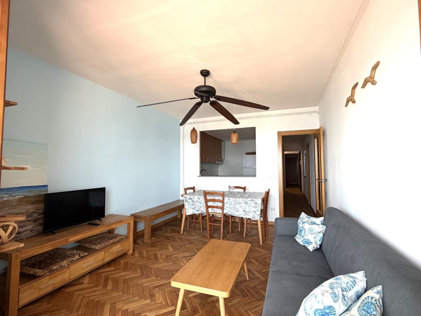 image DISPONIBLE TH163-2 Apartamento · Tarragona · 3 dormitorios · 3 camas · 2 baños 35