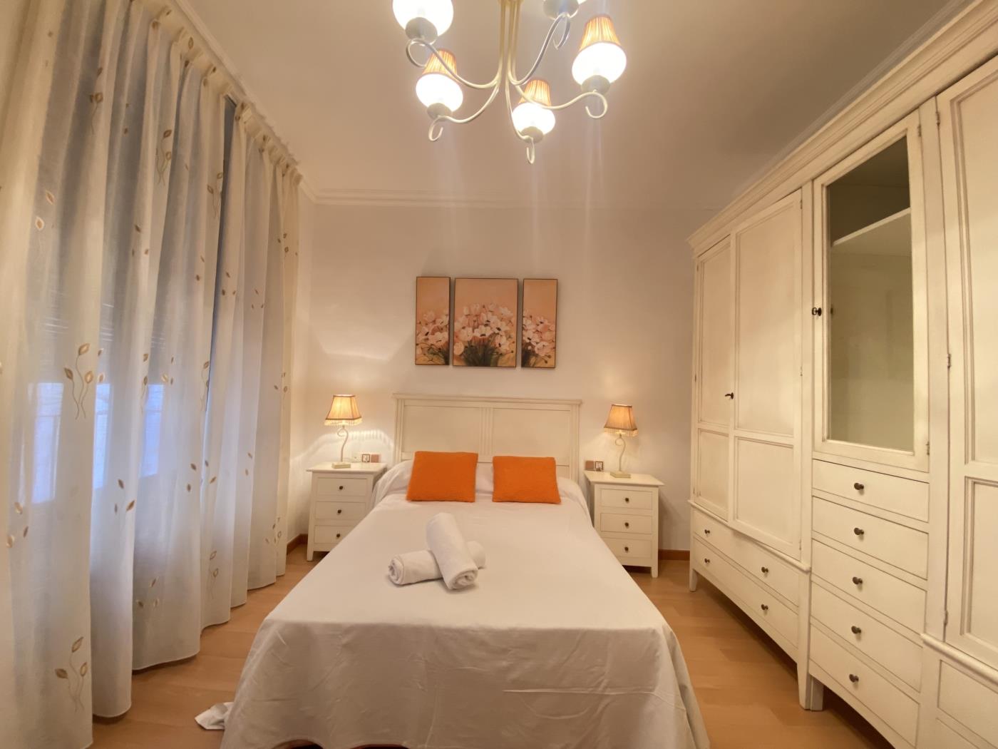 image TH61 Apartamento centrico en la Plaza de la Font 14
