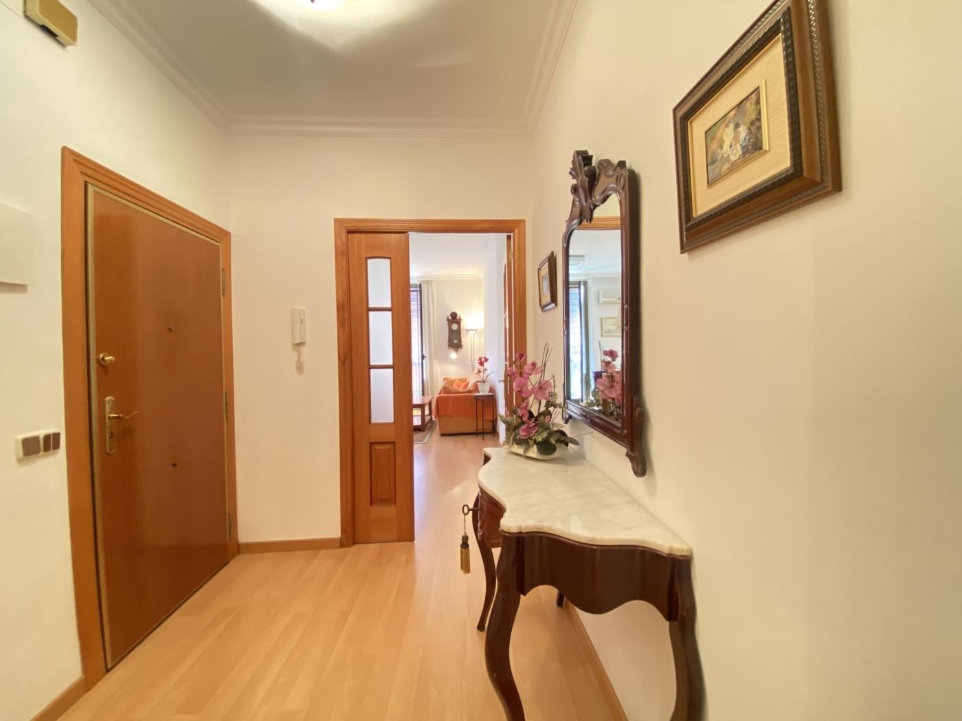 image TH61 Apartamento centrico en la Plaza de la Font 16