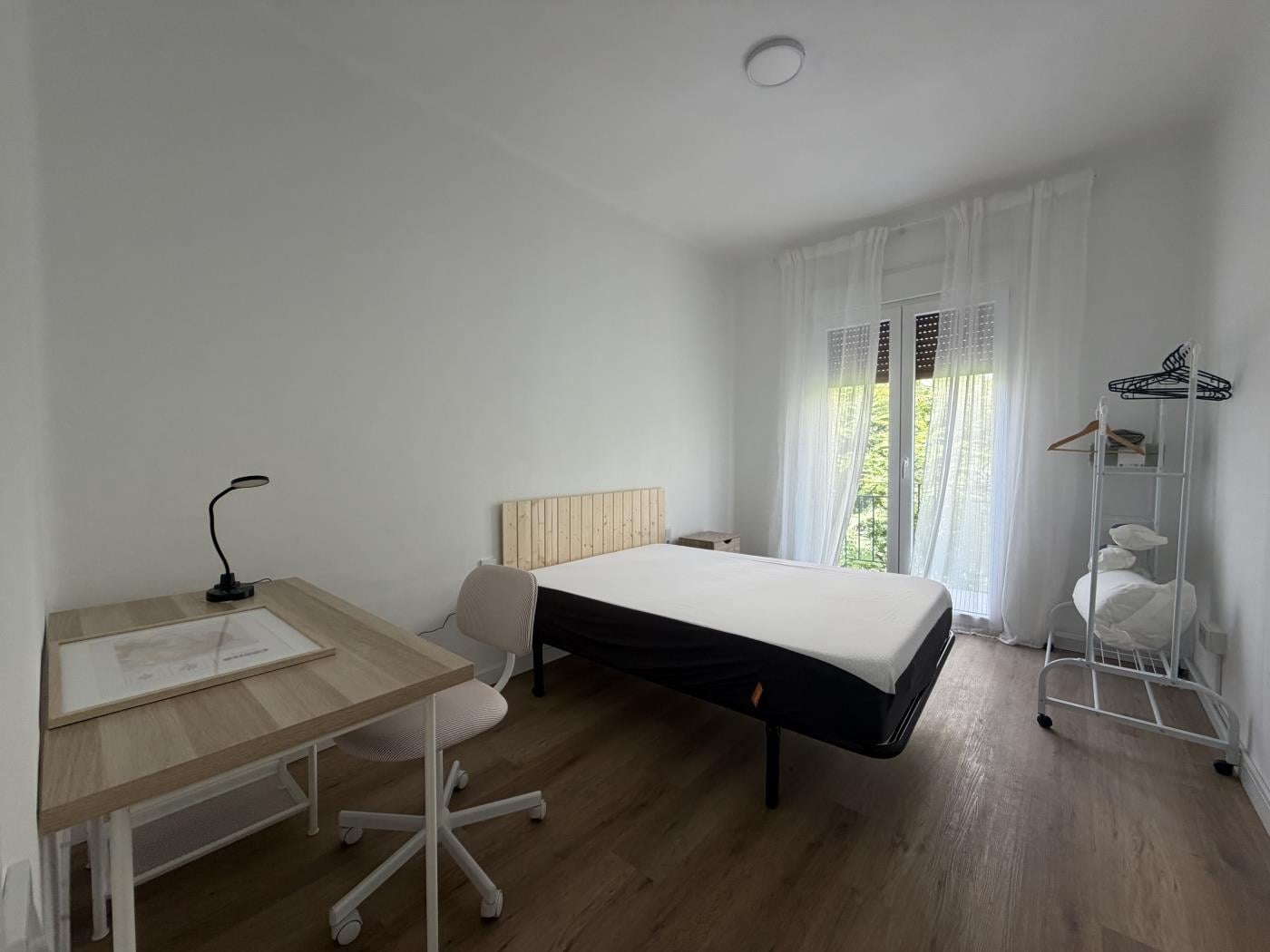 image DISPONIBLE TH21-1 Vivienda para estudiantes cerca de universidades y servicios 0