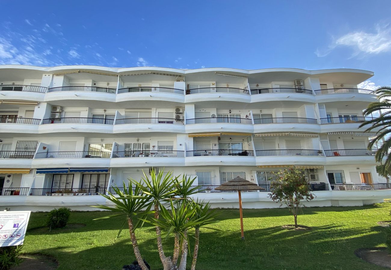 Апартаменты на Nerja - Casasol Holiday Acapulco Playa 306