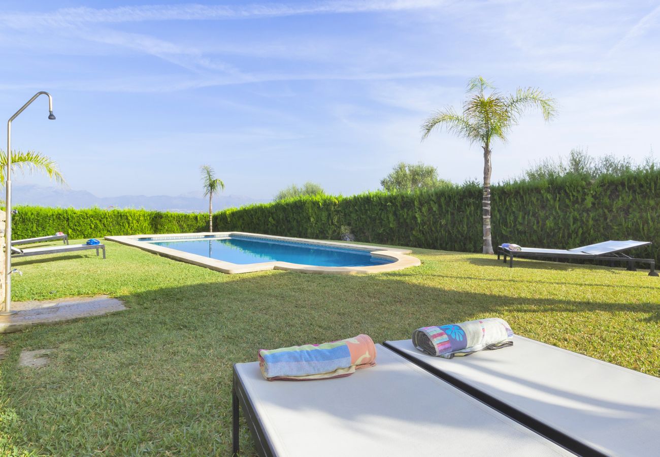 Особняк на Llubi - Son Burguet espectacular finca tradicional, con piscina privada, gran jardín, terraza y barbacoa