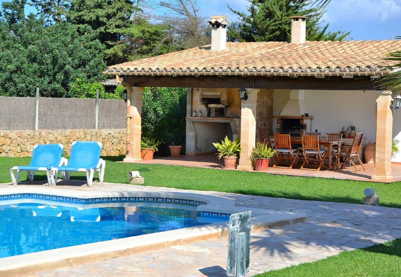 Особняк на Pollensa / Pollença - Can Roig Gran 041 magnífica finca con piscina privada, gran zona de barbacoa y WiFi