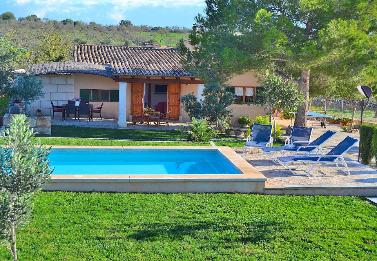 Особняк на Santa Margalida - Es Barranc Son Fullós 094 fantástica finca con piscina privada, jardín, terraza, barbacoa y ping pong