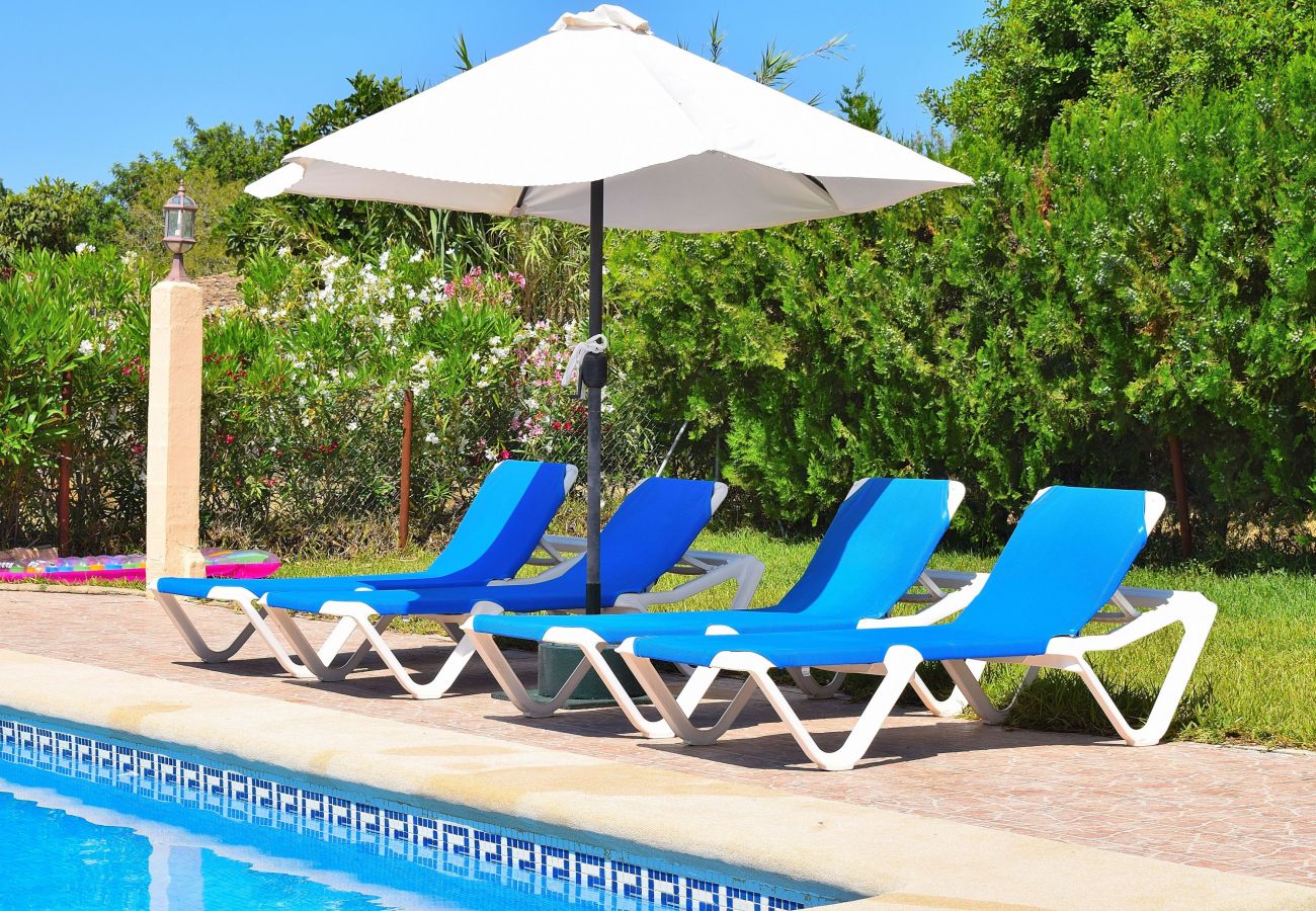 Особняк на Buger - Sa Figuera Blanca 115 acogedora finca con piscina privada, jardín, terraza, barbacoa y WiFi