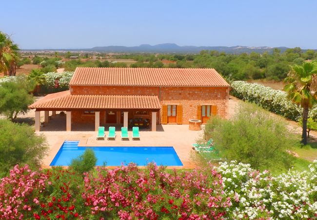  на Campos - Sa Vinya 405 fantástica finca rústica con piscina privada, terraza, jardín y aire acondicionado