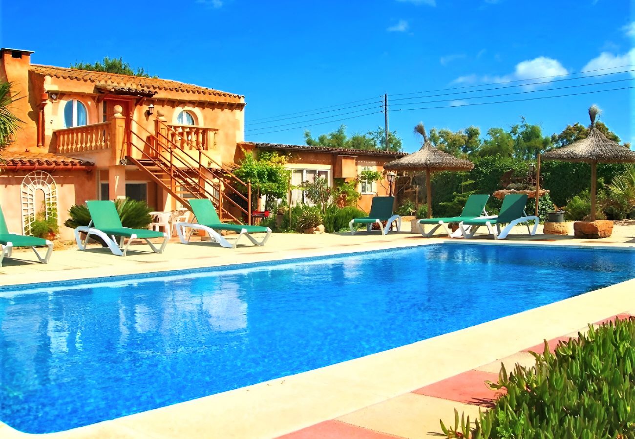 Особняк на Campos - Can Bril 409 finca rústica con piscina privada, terraza, jardín y WiFi