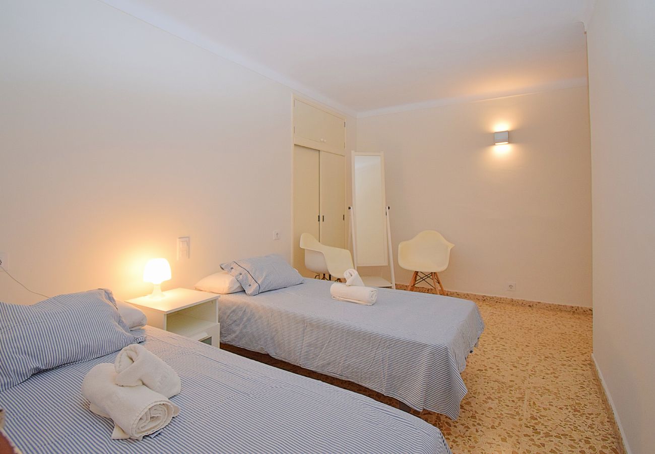 Апартаменты на Port d´ Alcudia - Pins-Tugores 134 acogedor apartamento en zona céntrica, balcón, aire acondicionado y WiFi