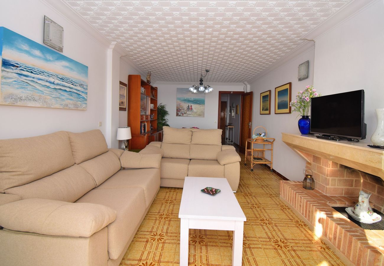 Апартаменты на Алькудия / Alcudia - Fantastic 174 magnífico apartamento en la playa, con balcón, aire acondicionado y WiFi