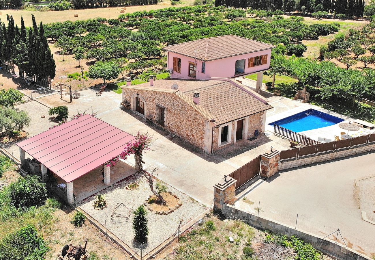 Вилла на Muro - Biniaco 239 magnífica villa con piscina privada, gran zona exterior, barbacoa y aire acondicionado