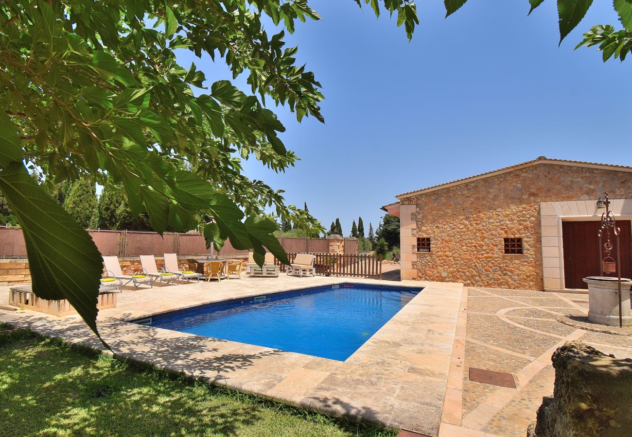 Вилла на Muro - Biniaco 239 magnífica villa con piscina privada, gran zona exterior, barbacoa y aire acondicionado