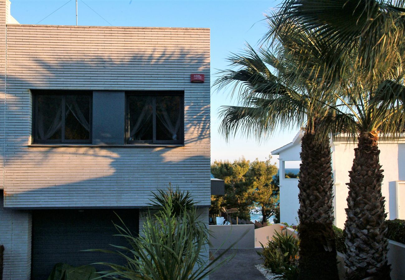 Вилла на Таррагона - TH70 Современный дом с видом на море в 200 м от пляжа