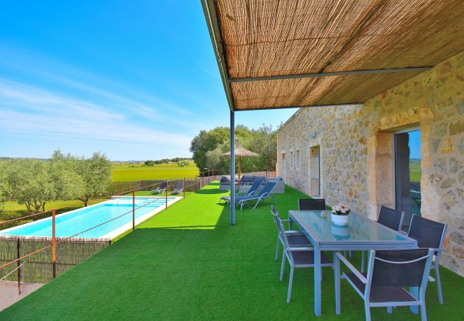 на Maria de la salut - Es Gassons 012 fantástica villa con piscina privada, impresionantes vistas, barbacoa y aire acondicionado