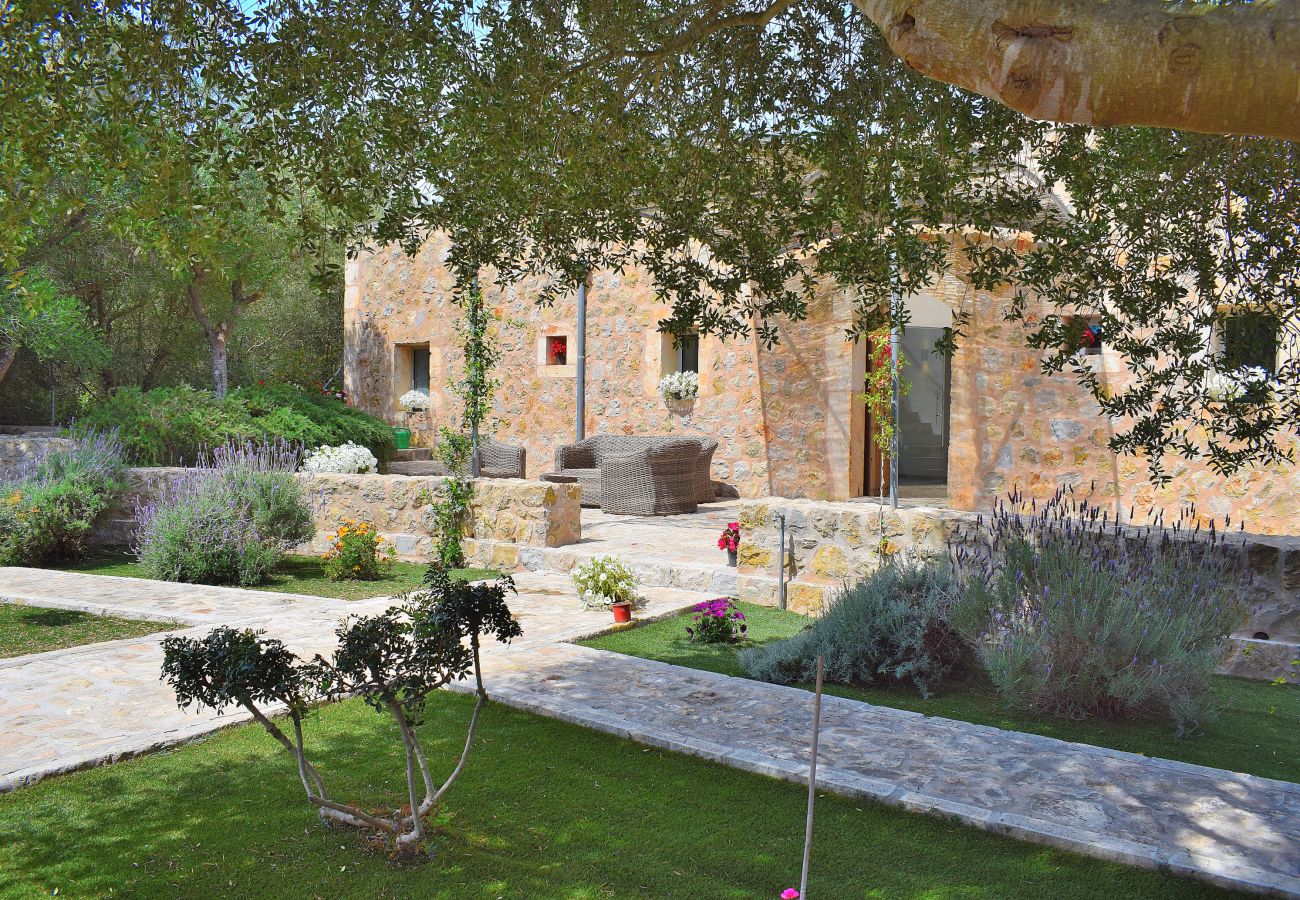 Особняк на Maria de la salut - Es Gassons 012 fantástica villa con piscina privada, impresionantes vistas, barbacoa y aire acondicionado