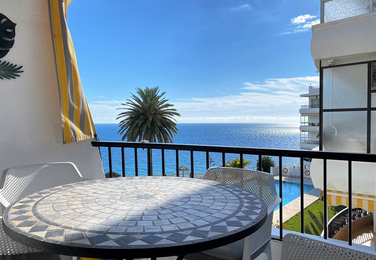 Апартаменты на Nerja - Spektakulär lägenhet med utsikt över havet och poolen 