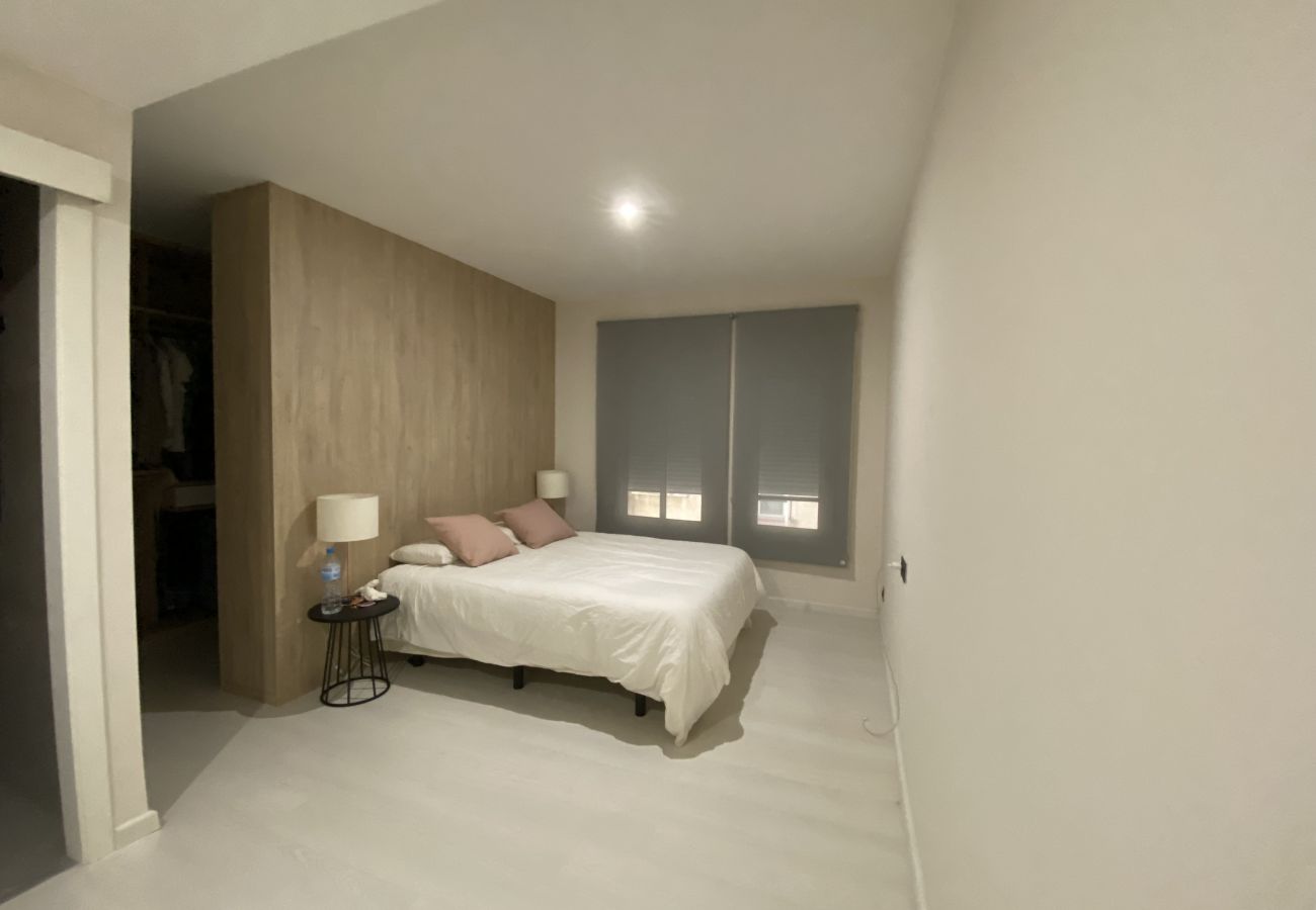 Апартаменты на Tarragona - New and modern apartment in calle Apodaca