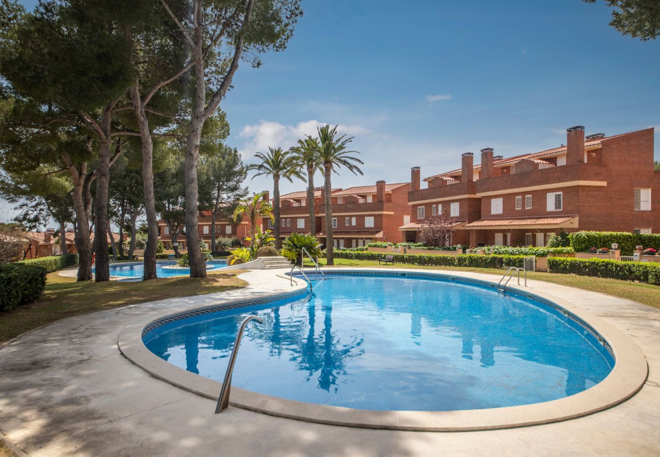 Таунхаус на Tarragona - TH151 Casa adosada Tamarit Resort 
