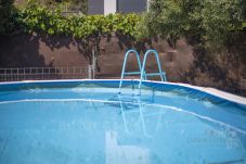 Дом на Таррагона -  TH46  Casa Ermita with pool and garden