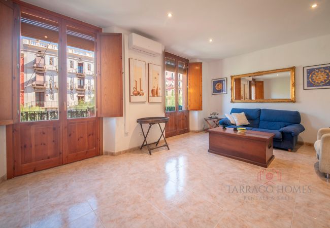 Апартаменты на Таррагона - TH61 Gran apartamento en la plaza de la Font