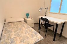 Апартаменты на Таррагона - Apartamento Martel para 4 estudiantes 
